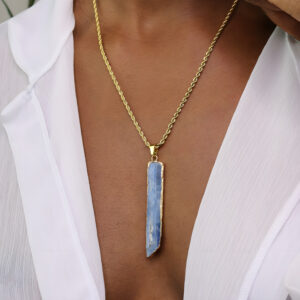 Elegant natural blue kyanite necklace