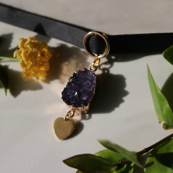 Natural amethyst geode choker necklace zoom view