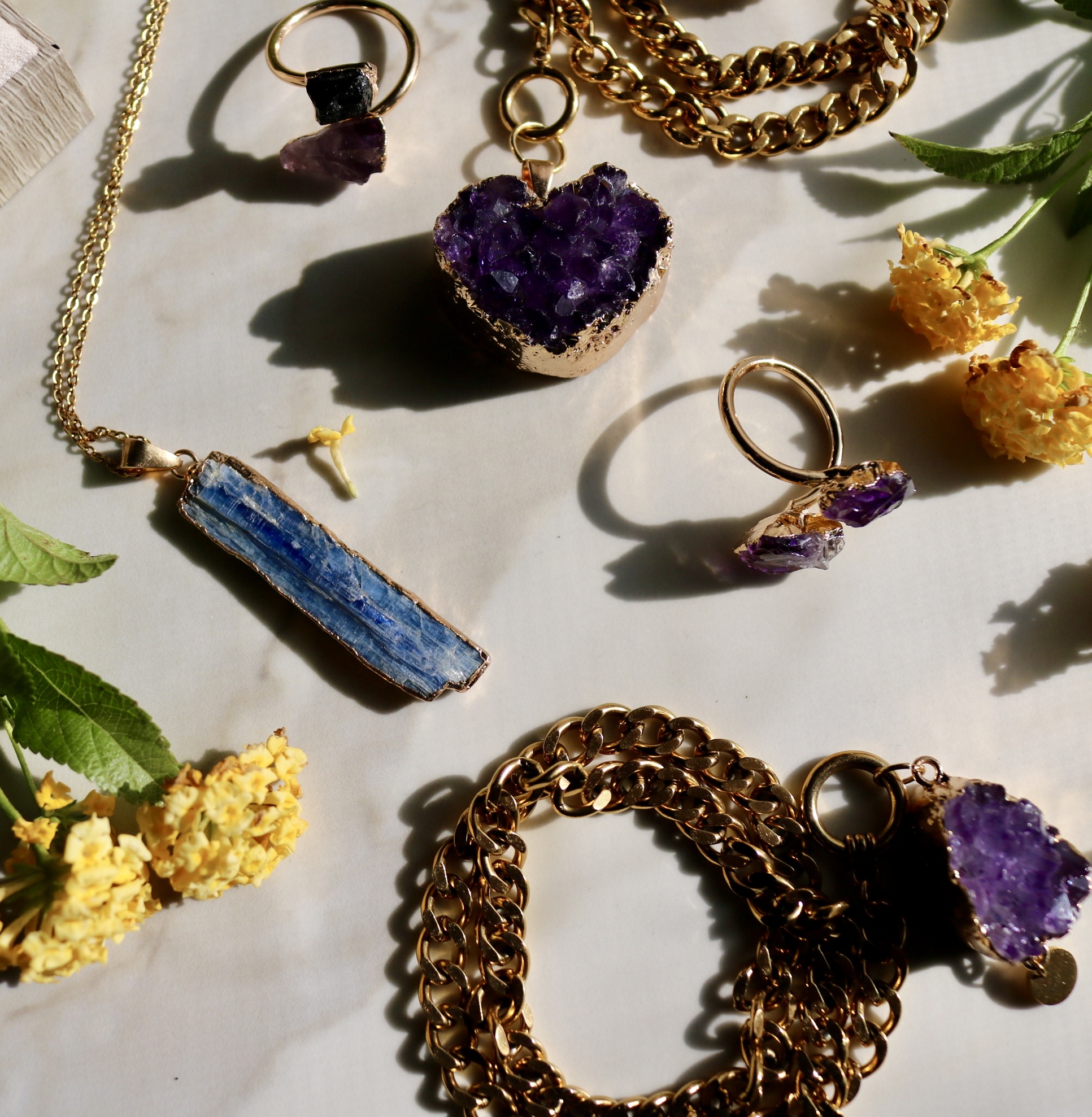How to clean tarnished jewelry with non-toxic ingredients