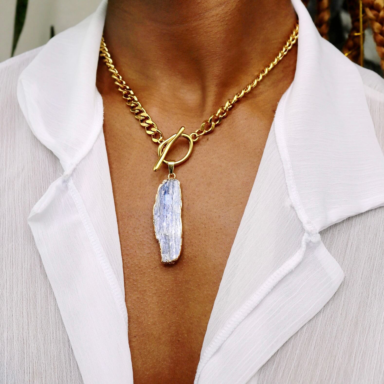 Raw blue kyanite chain necklace