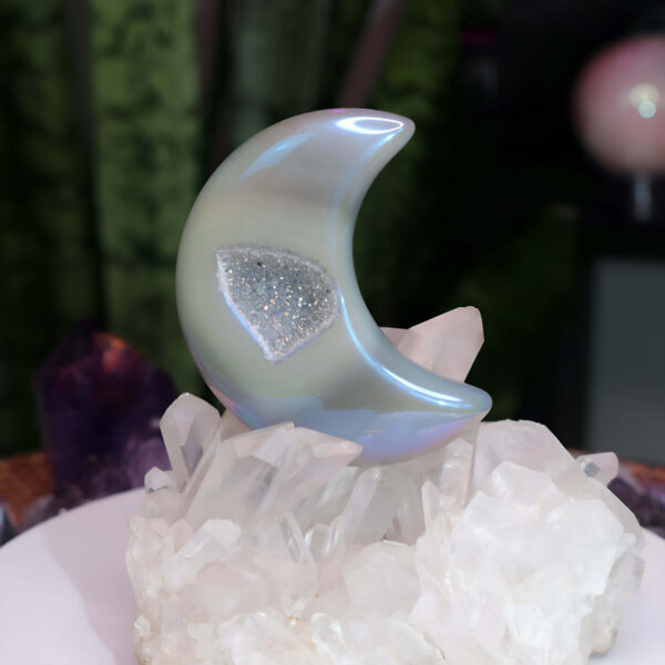 Druzy aura agate crystal moon 46 grams new moon gemstones crystal shop