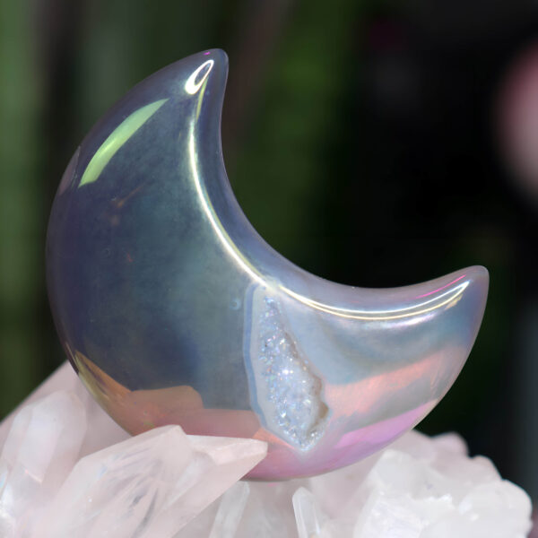 Druzy aura agate crystal moon 51 grams new moon gemstones